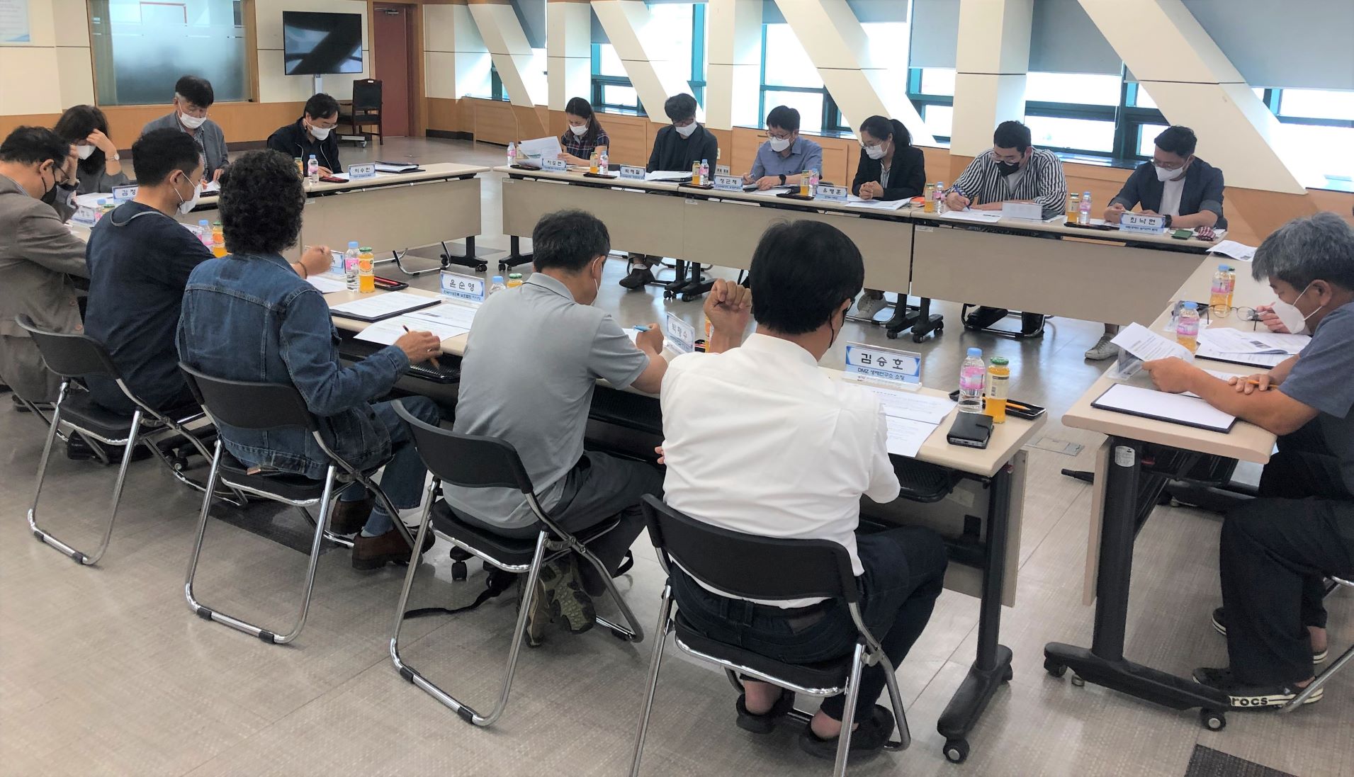 6월 30일 한강유역환경청  대강당에서 한강하구 민·관합동 보전관리위원회가 열렸다